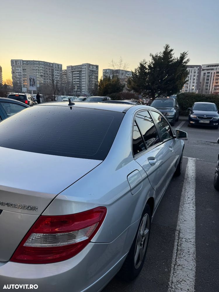 Mercedes-Benz C - 4
