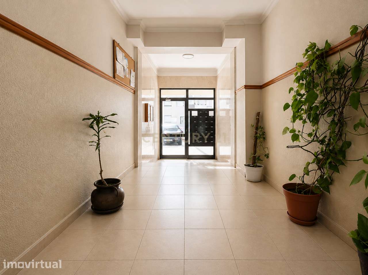 Espaçoso Apartamento T3  com Arrecadação em Pinhal Novo, Palmela - Grande imagem: 4/40
