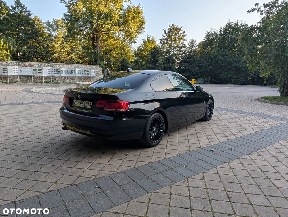BMW Seria 3 320d - 13
