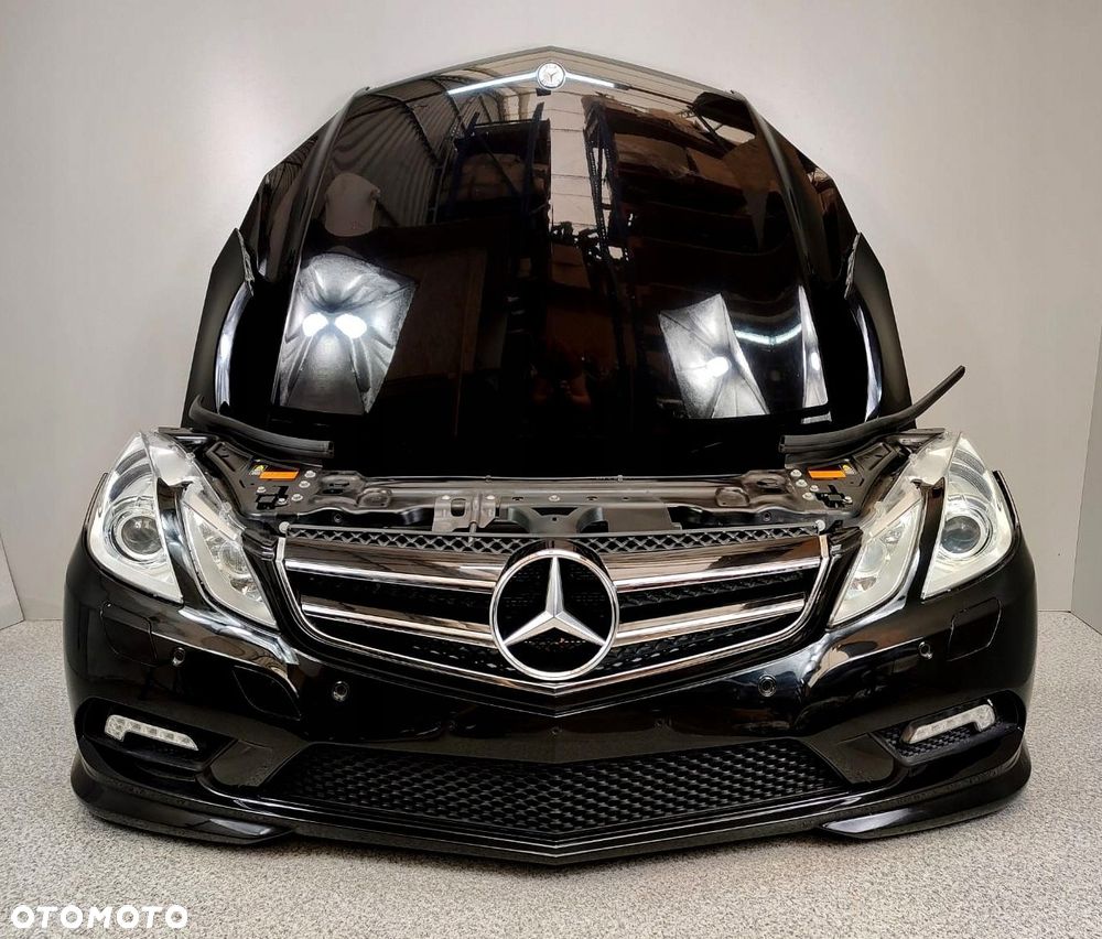 MERCEDES W207 AMG ZDERZAK WZMOCNIENIE CHŁODNICE LAMPY 197 - 1