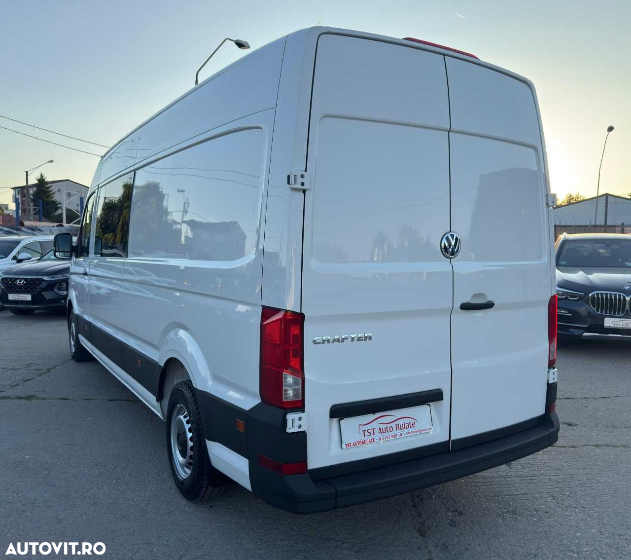 Volkswagen CRAFTER L4H3 6+1 LOCURI - 6