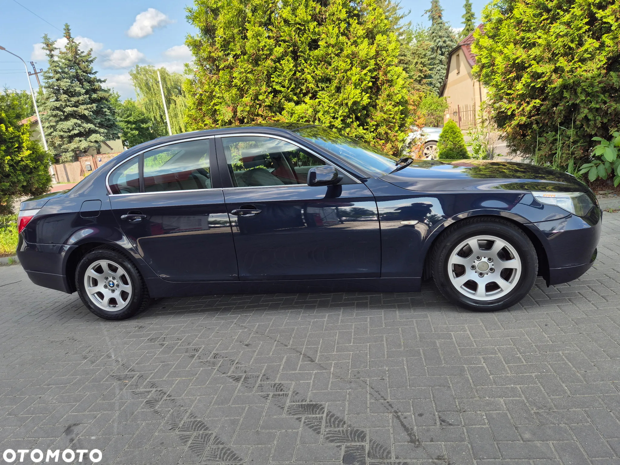 BMW Seria 5 520d - 14