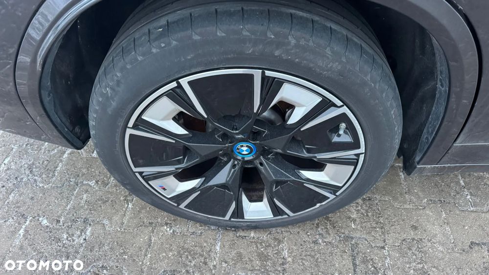 BMW iX3 80kWh Impressive - 16