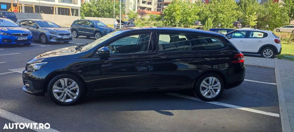Peugeot 308 - 11