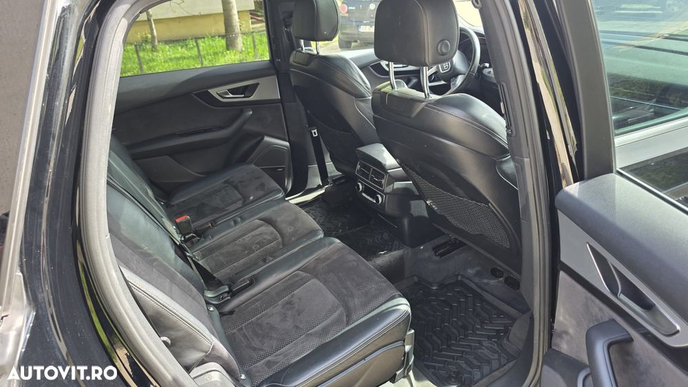 Audi Q7 - 8