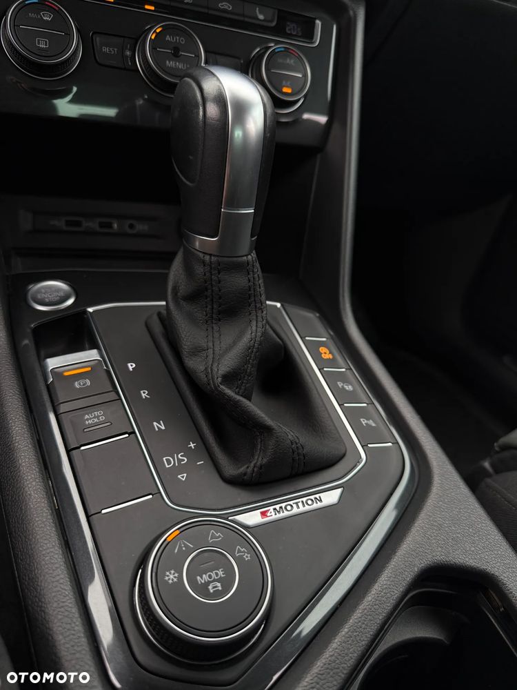 Volkswagen Tiguan - 15