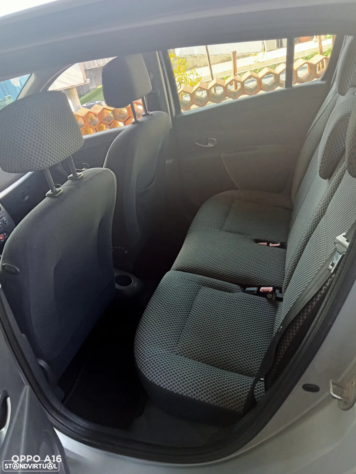 Renault Clio 1.2 16V Confort Dynamique - 7