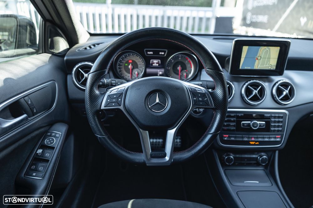 Mercedes-Benz GLA 220 d 4Matic 7G-DCT AMG Line - 7