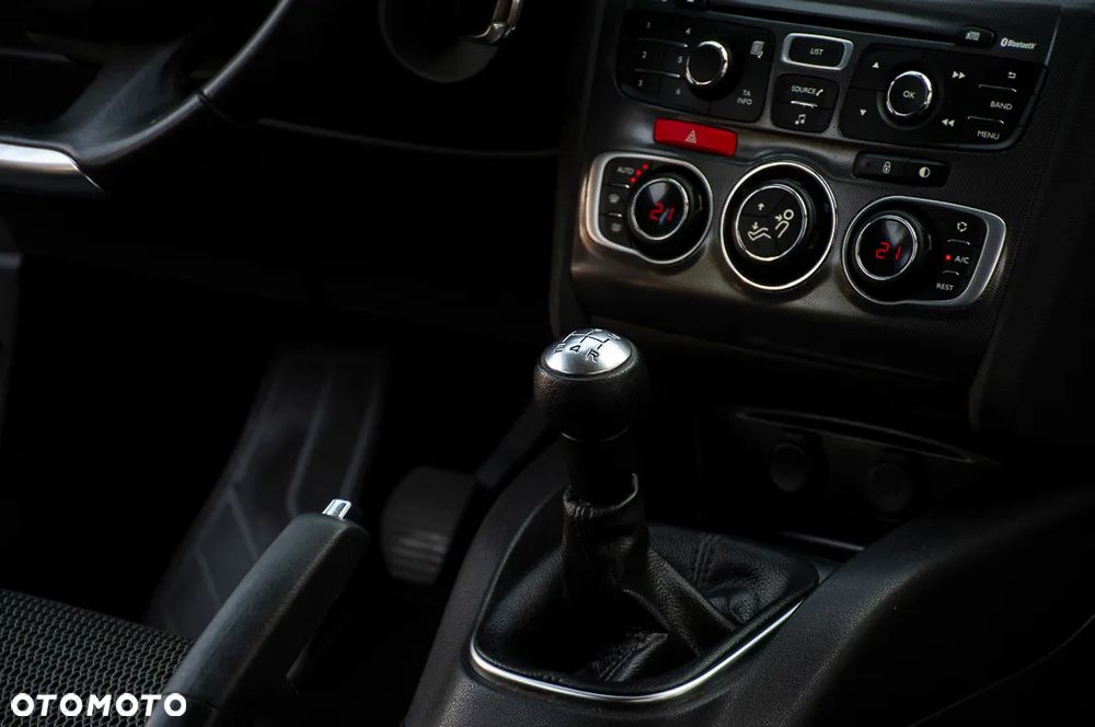 Citroën C4 VTi 120 Selection - 34