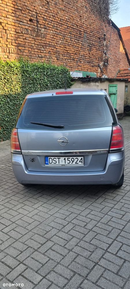 Opel Zafira - 4