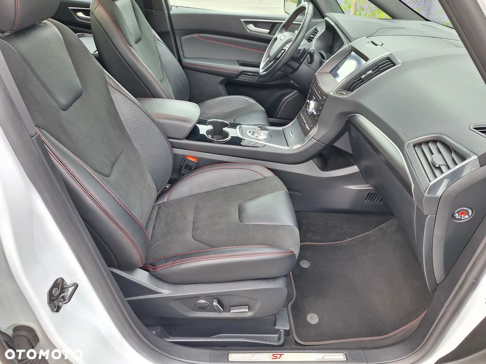 Ford S-Max 2.0 EcoBlue Twin-Turbo ST-Line - 27