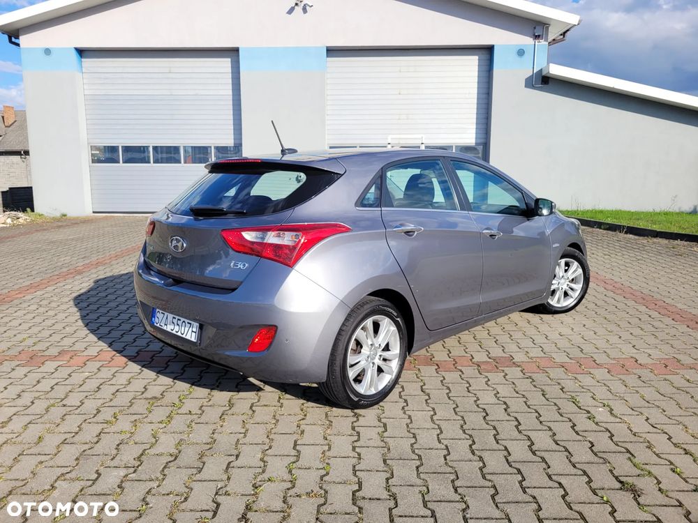 Hyundai i30 1.6 GDI DCT Premium - 12