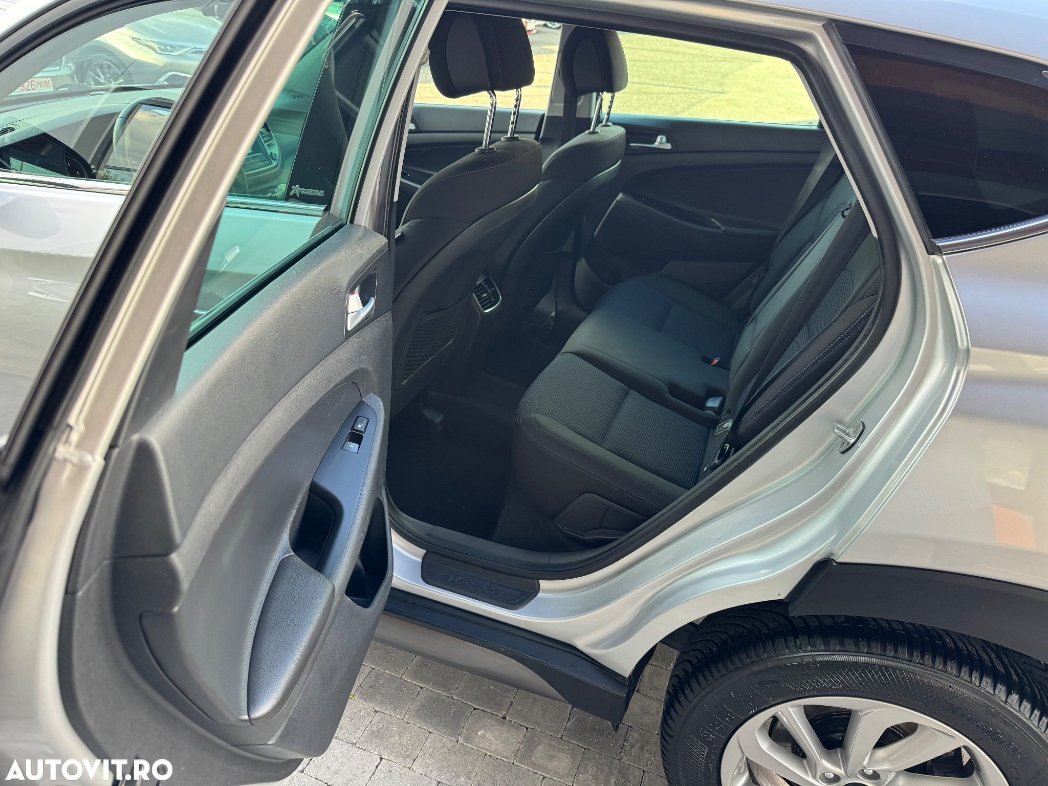 Hyundai Tucson blue 1.7 CRDi 2WD Passion - 9