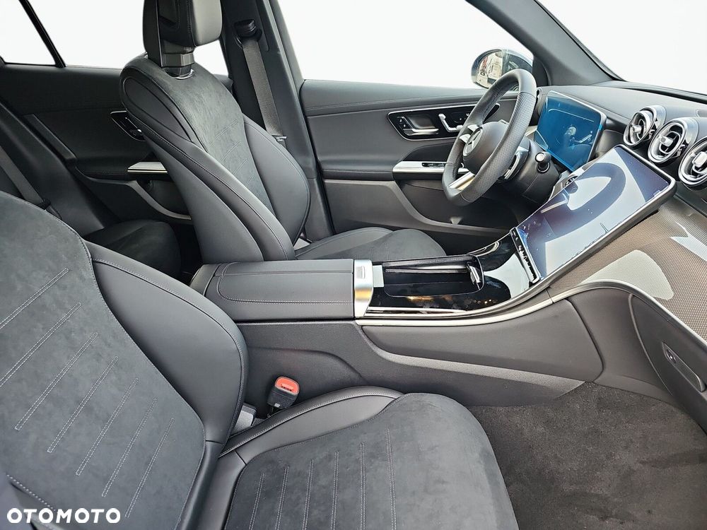 Mercedes-Benz GLC 220 d mHEV 4-Matic AMG Line - 16