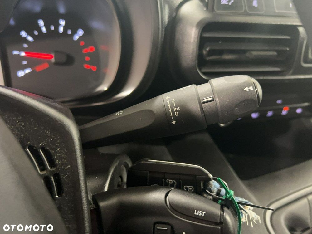 Toyota Proace City - 21