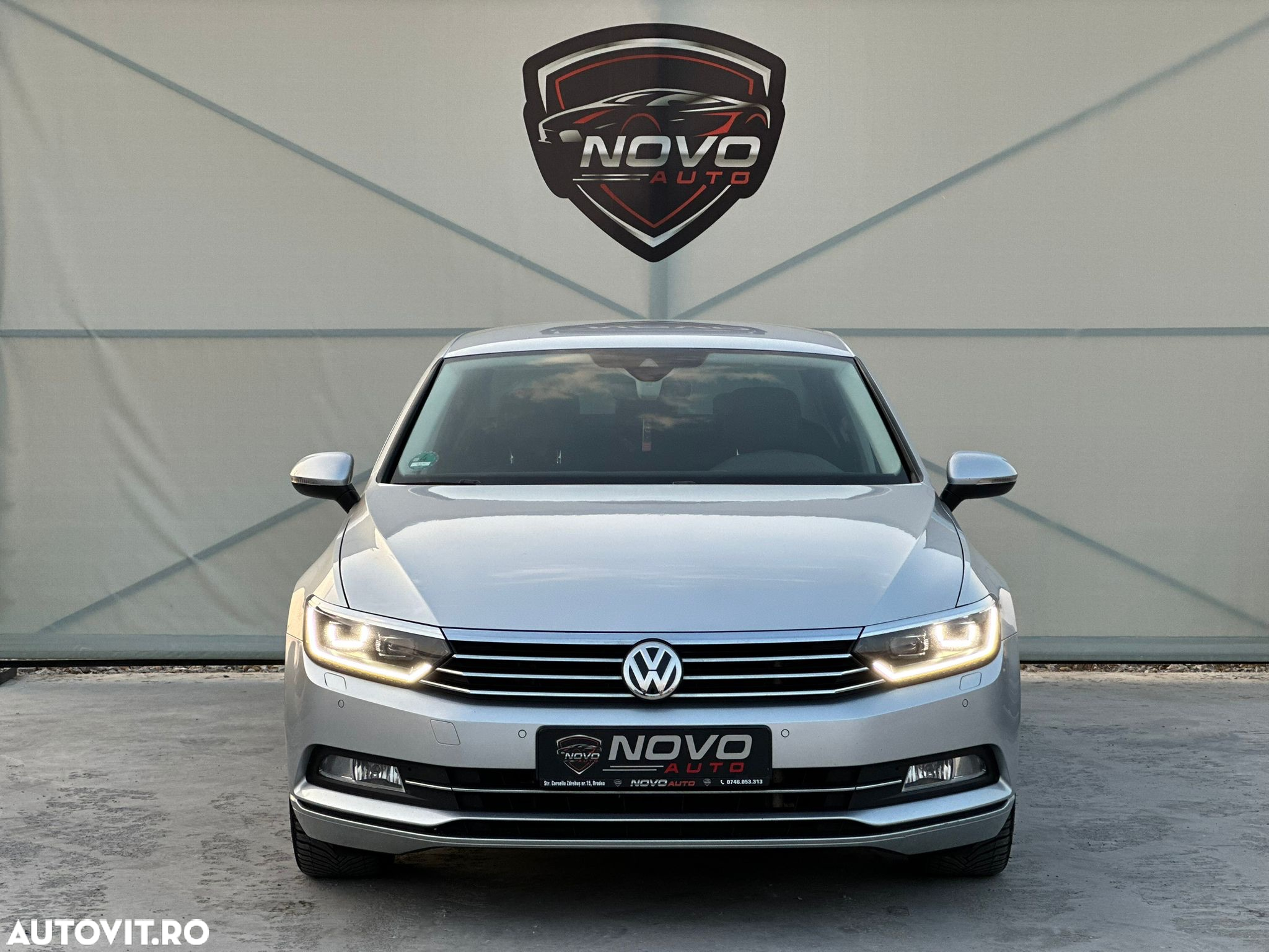 Volkswagen Passat 2.0 TDI DSG Highline - 3