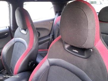 MINI 3 Portas John Cooper Works Auto Desportiva - 21