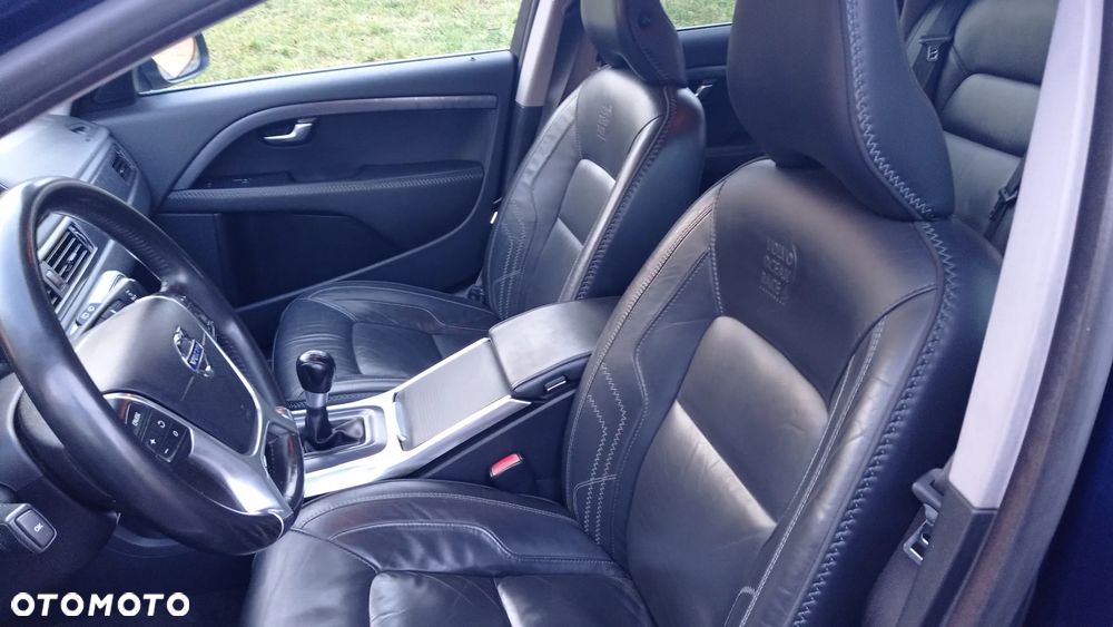 Volvo V70 D4 Ocean Race - 11