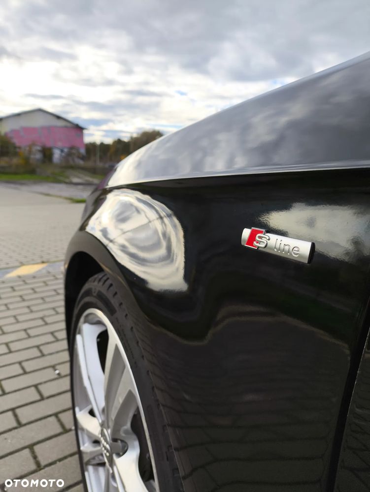 Audi A3 Sportback 2.0 TDI S tronic S line Sportpaket - 21