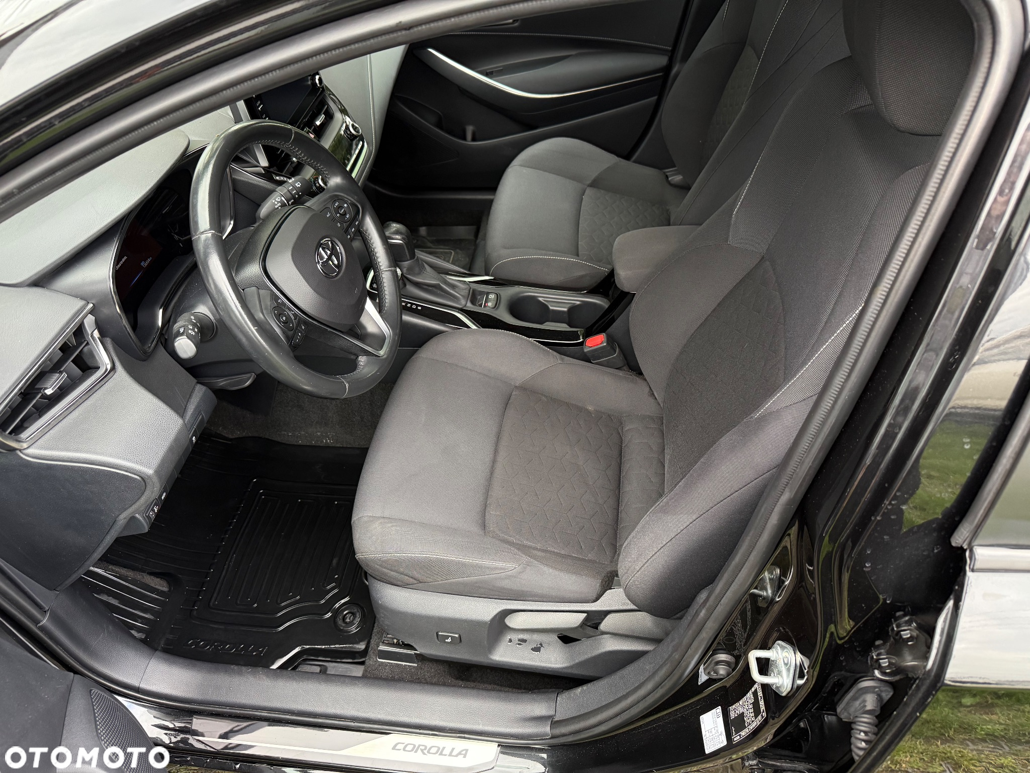 Toyota Corolla 1.8 Hybrid Comfort - 15