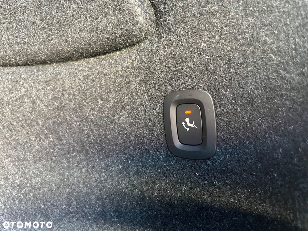 Volvo XC 40 D3 Momentum Pro - 17
