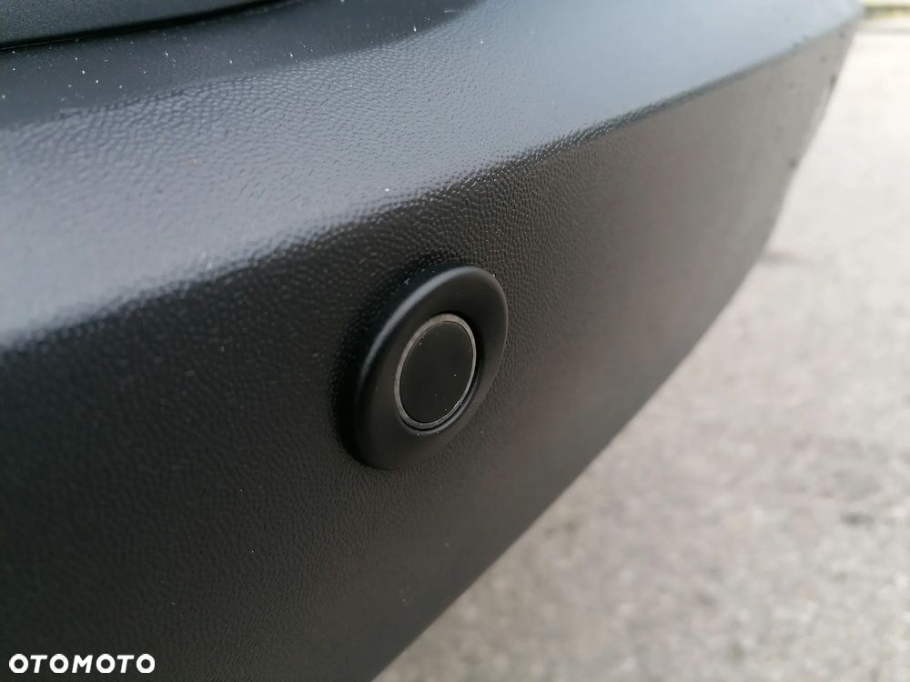 Volkswagen Tiguan 2.0 TDI DPF BlueMotion Technology Sport & Style - 34