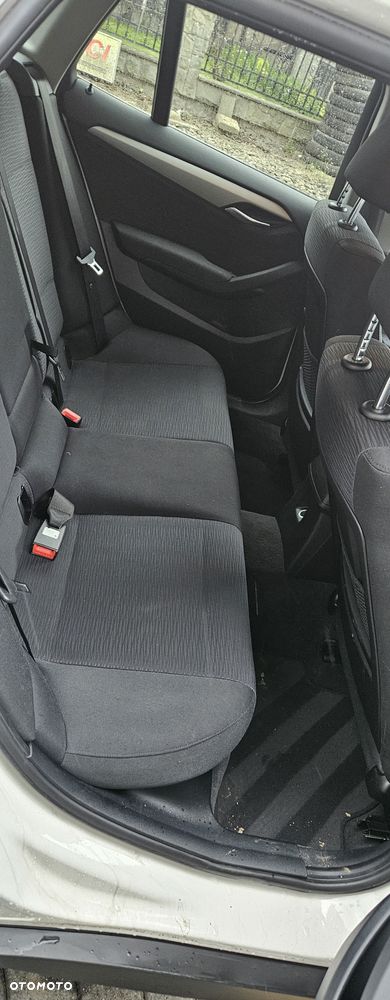 BMW X1 sDrive18d Sport Line - 31