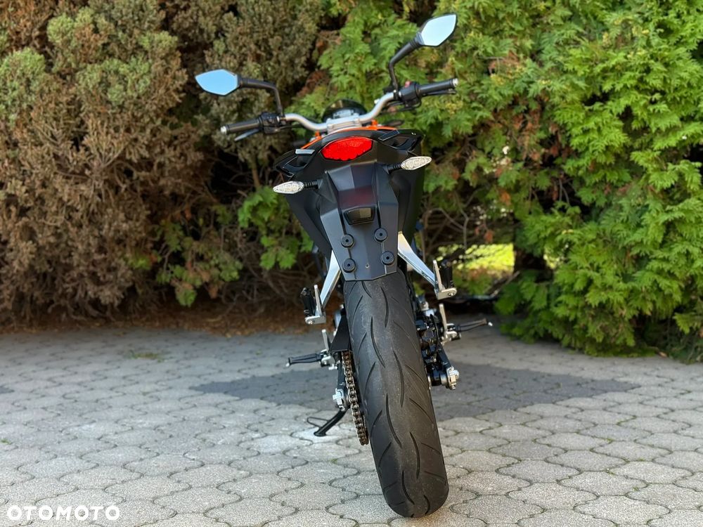 KTM Duke - 4