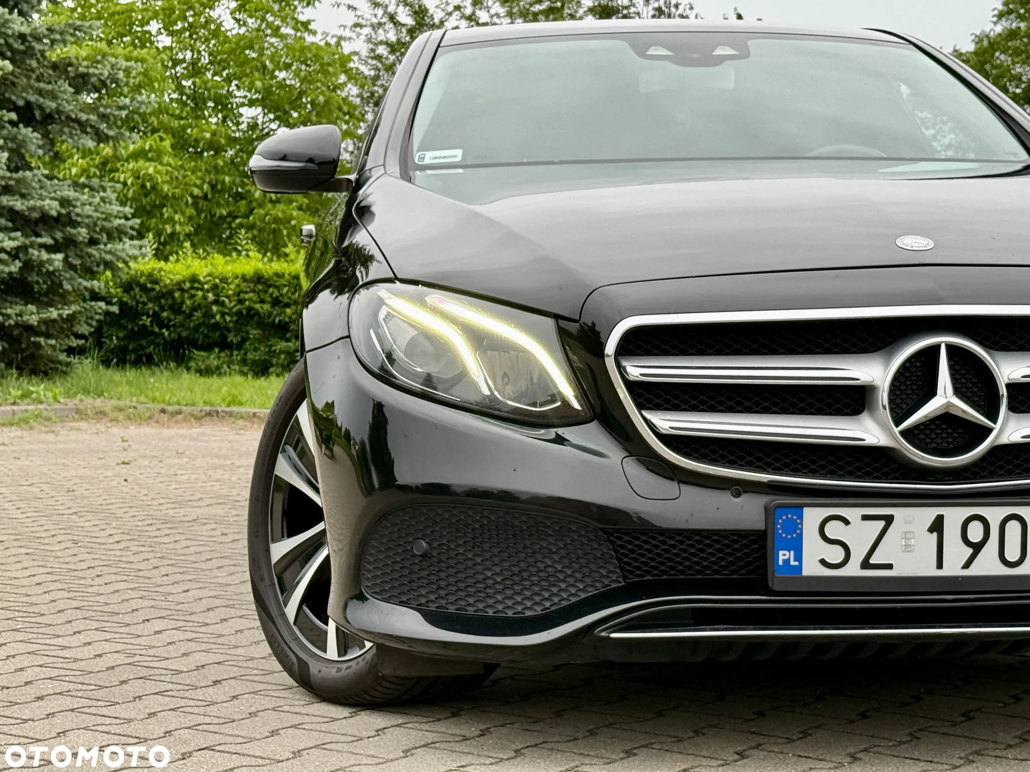 Mercedes-Benz Klasa E 220 d Business Edition 9G-TRONIC - 16