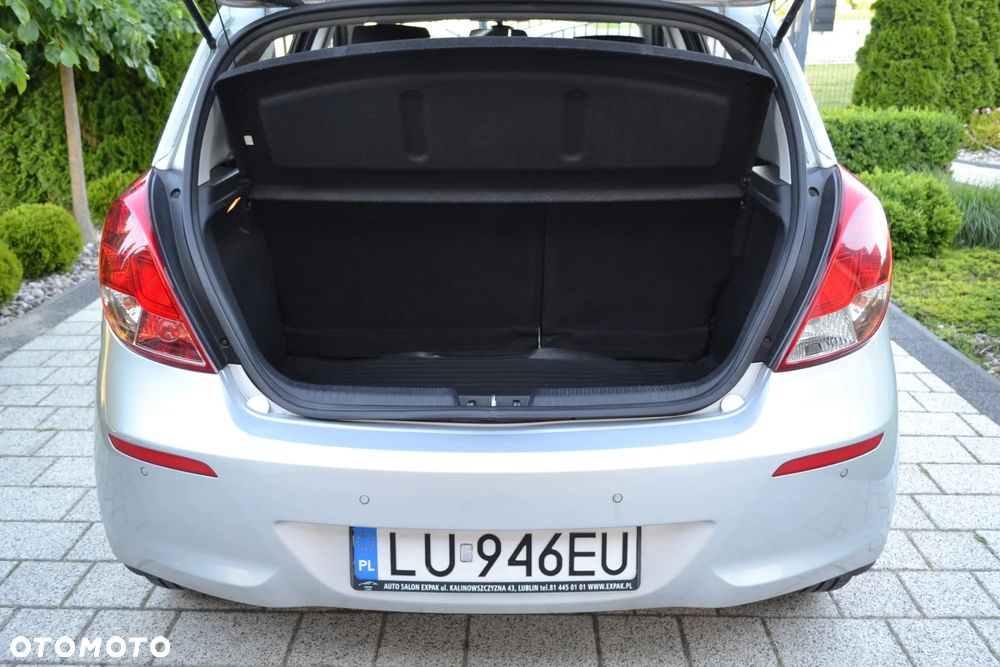 Hyundai i20 1.1 CRDi Comfort - 15