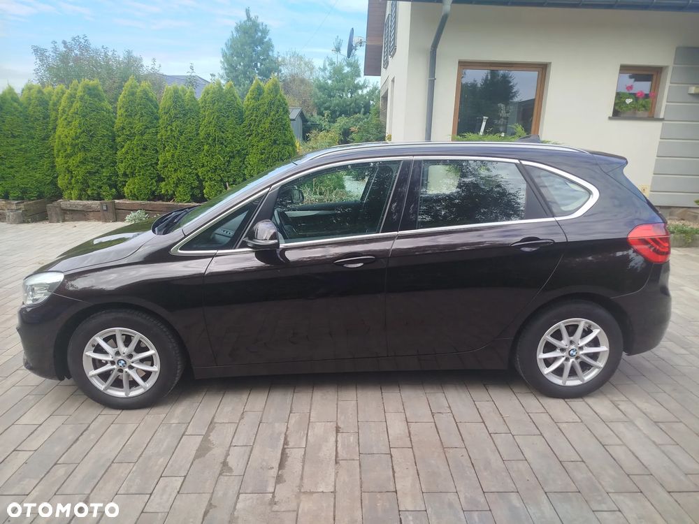 BMW Seria 2 216d - 4