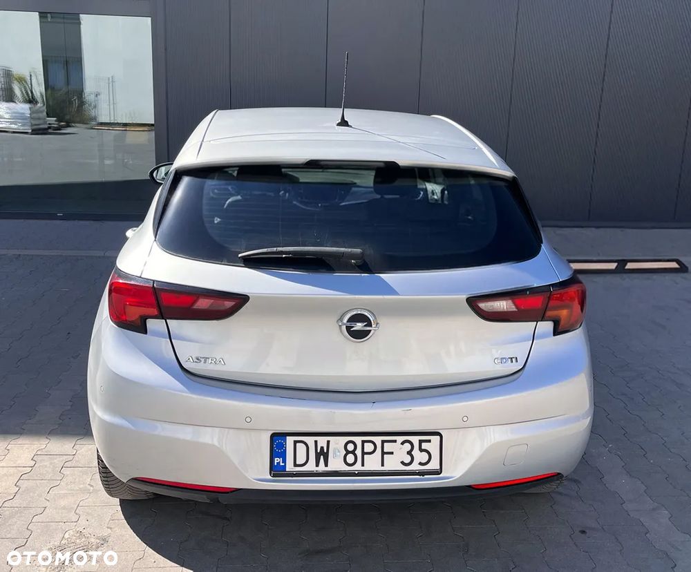 Opel Astra 1.6 CDTI Enjoy - 9