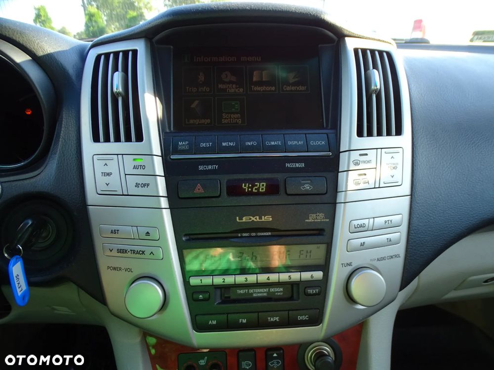 Lexus RX 300 Lux - 29