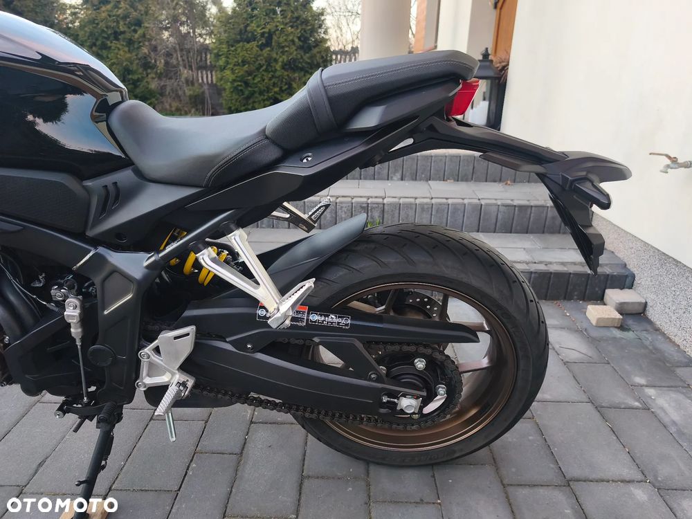 Honda CB - 19