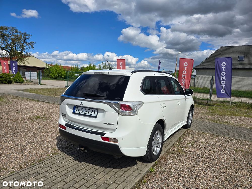 Mitsubishi Outlander 2.0 4WD CVT Edition+ - 6