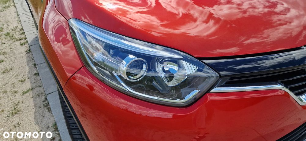 Renault Captur 1.2 TCe Helly Hansen EDC - 25