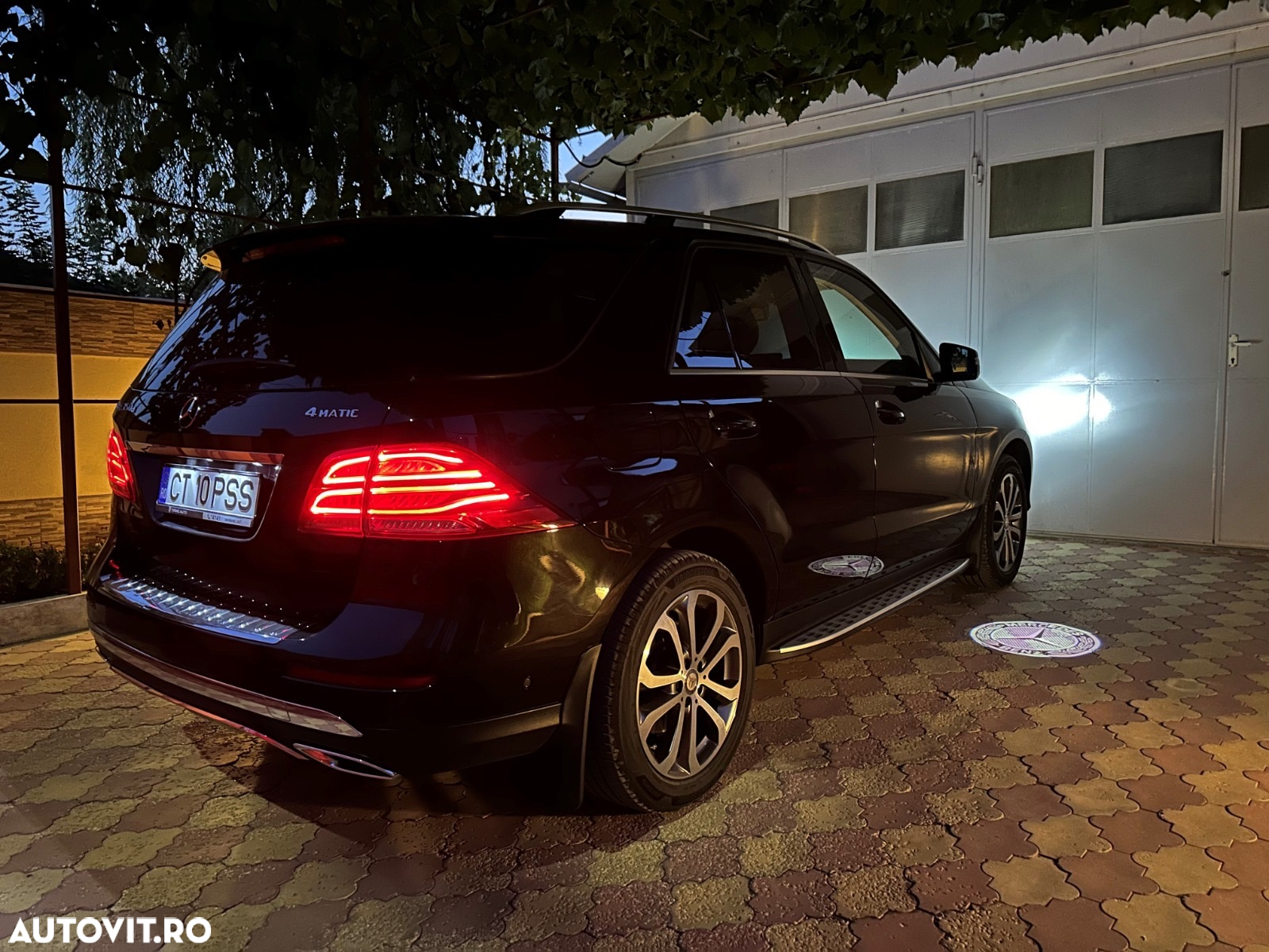 Mercedes-Benz GLE 350 d 4MATIC - 16