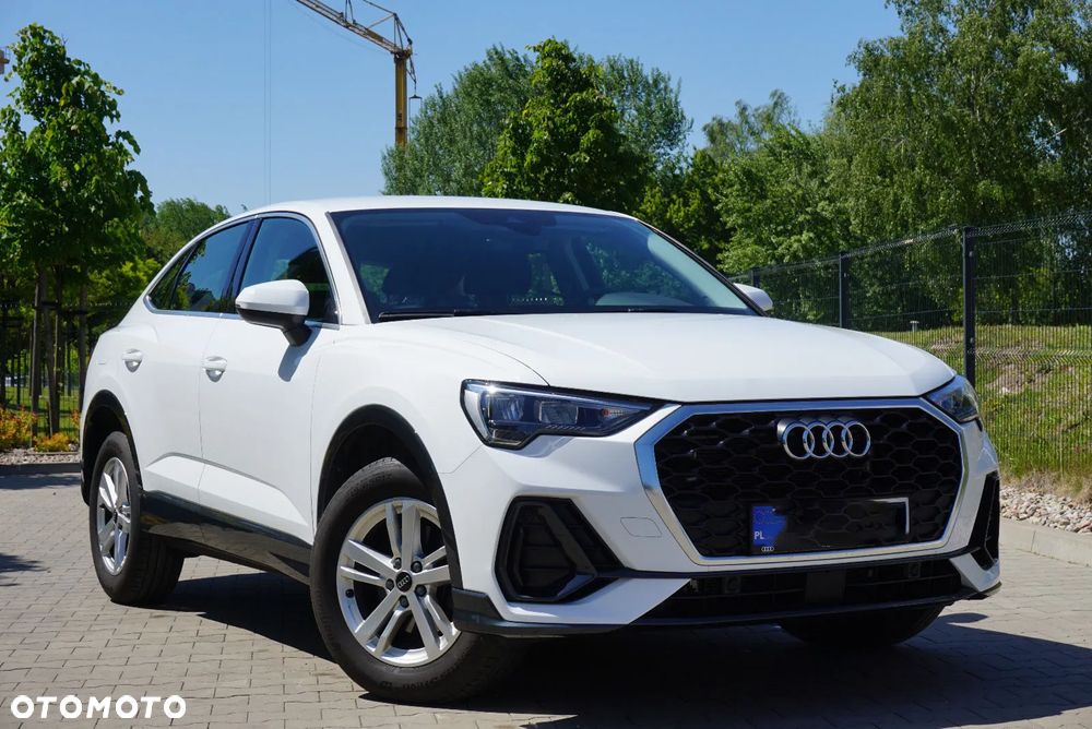 Audi Q3 35 TFSI S tronic - 1