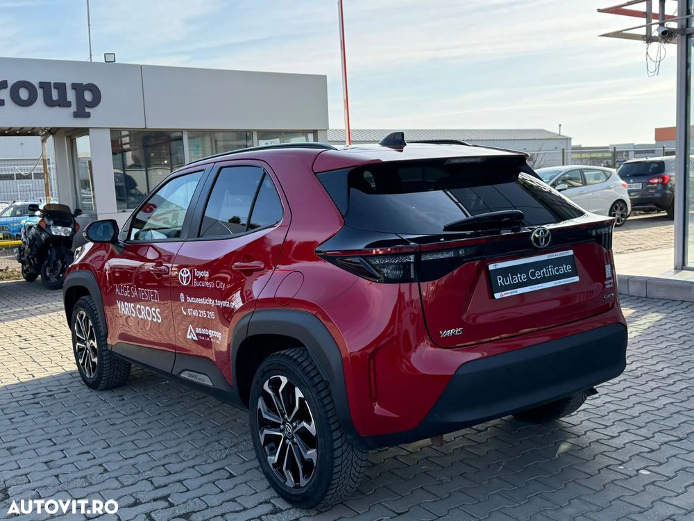 Toyota Yaris Cross 1.5 VVT-i HSD 4x2 Dynamic - 7