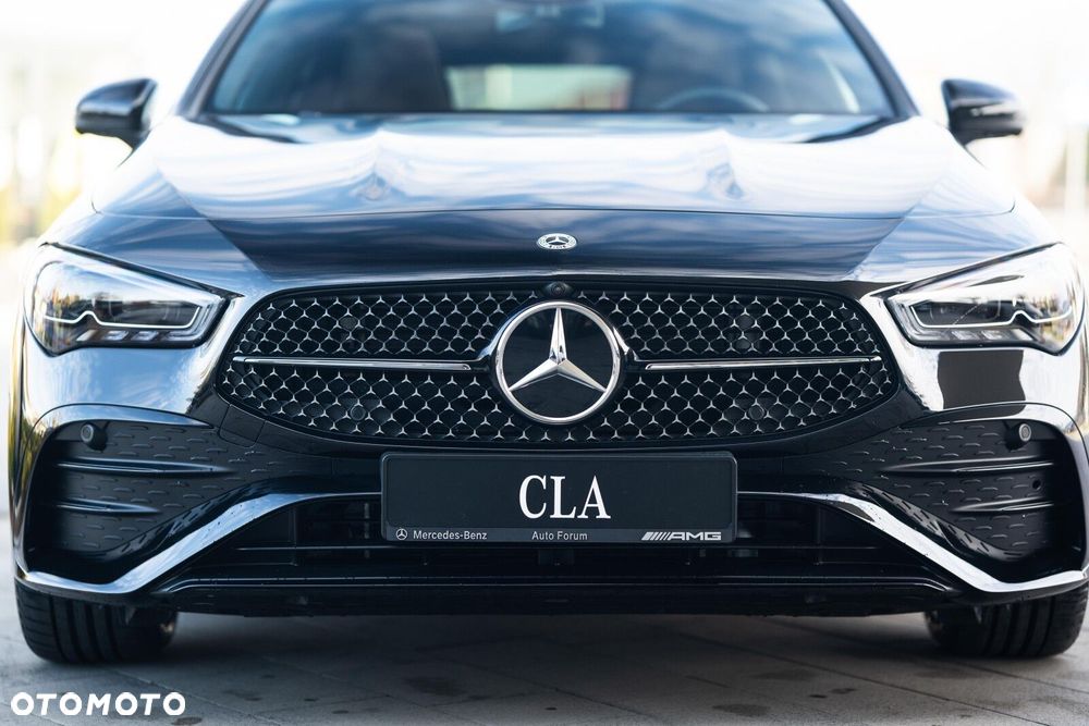 Mercedes-Benz CLA - 10