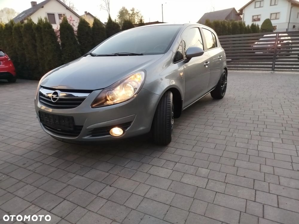 Opel Corsa 1.4 16V Edition 111 Jahre - 2