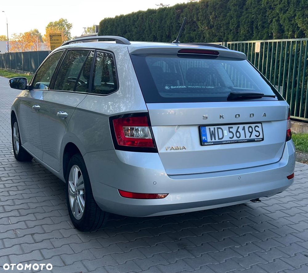 Skoda Fabia 1.0 TSI Ambition - 35