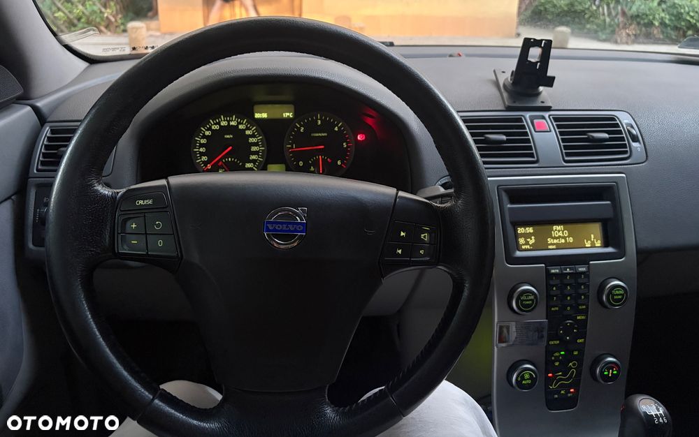 Volvo S40 2.0D - 17