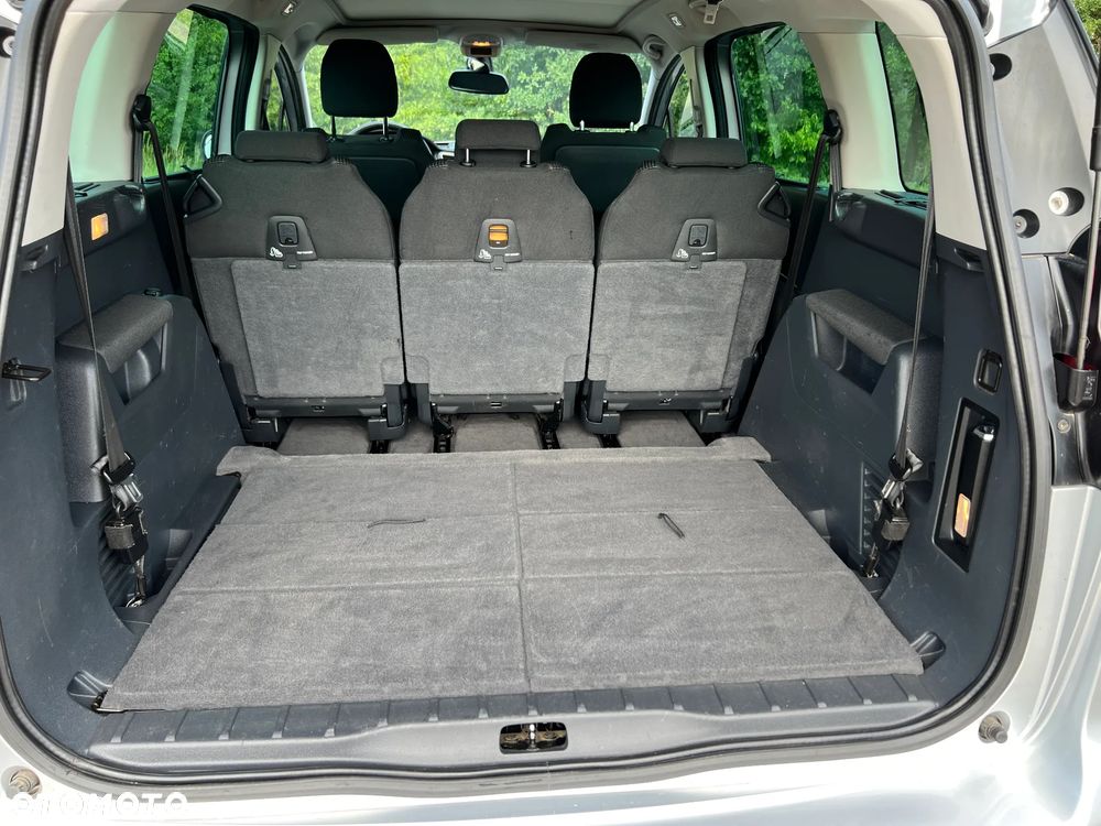 Peugeot 5008 - 17