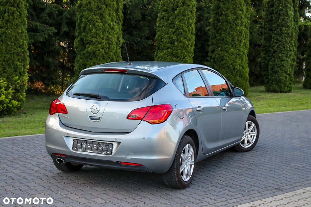 Opel Astra 1.4 Turbo Edition - 15