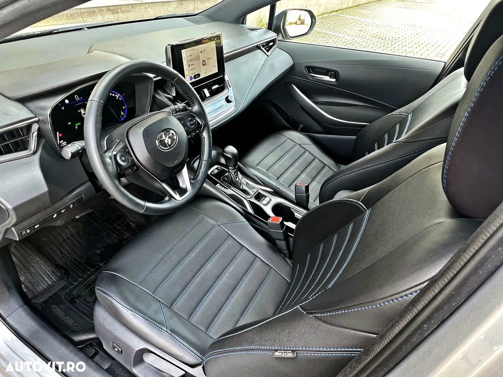 Toyota Corolla 1.8 HSD Exclusive interior Negru - 4