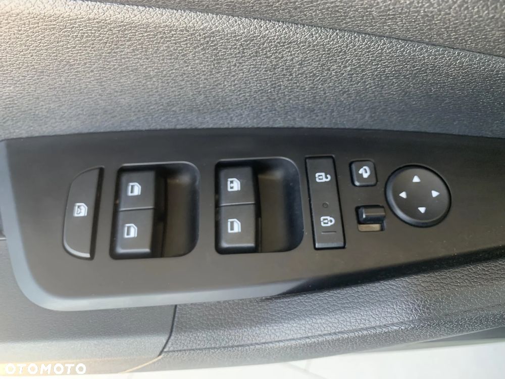 Kia Sportage 1.6 T-GDI MHEV M 2WD DCT - 16