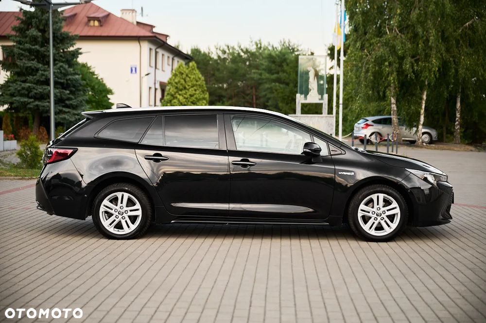 Toyota Corolla 1.8 Hybrid Comfort - 17