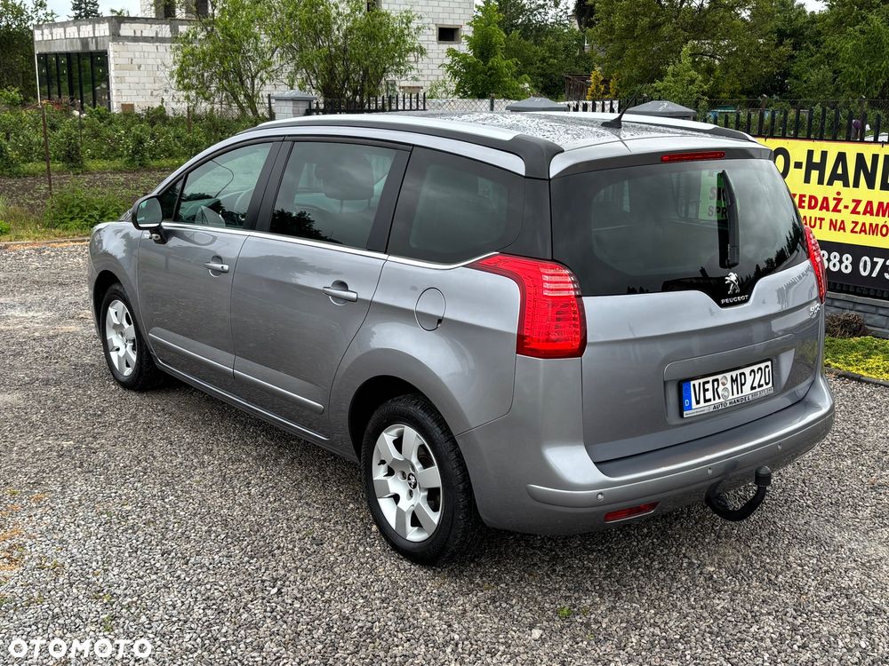Peugeot 5008 - 26