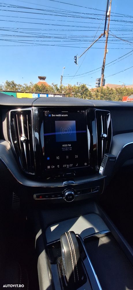 Volvo XC 60 T6 AWD Recharge Geartronic RDesign Expression - 5